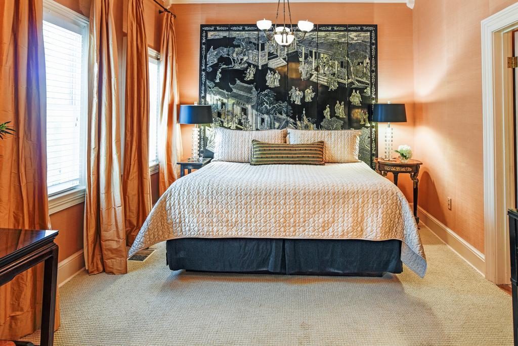 Catherine Ward House Inn Savannah Room photo